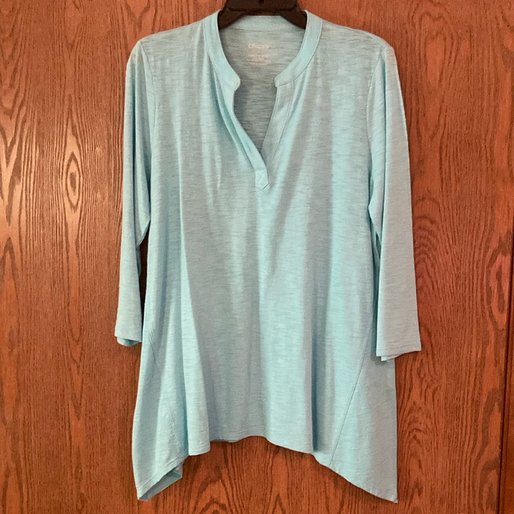Beautiful aqua Chico’s 3/4 sleeve v-neck